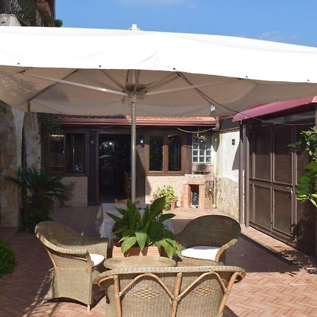 לינה וארוחת בוקר קסטל וולטורנו Bed &Breakfast Pinetamare מראה חיצוני תמונה